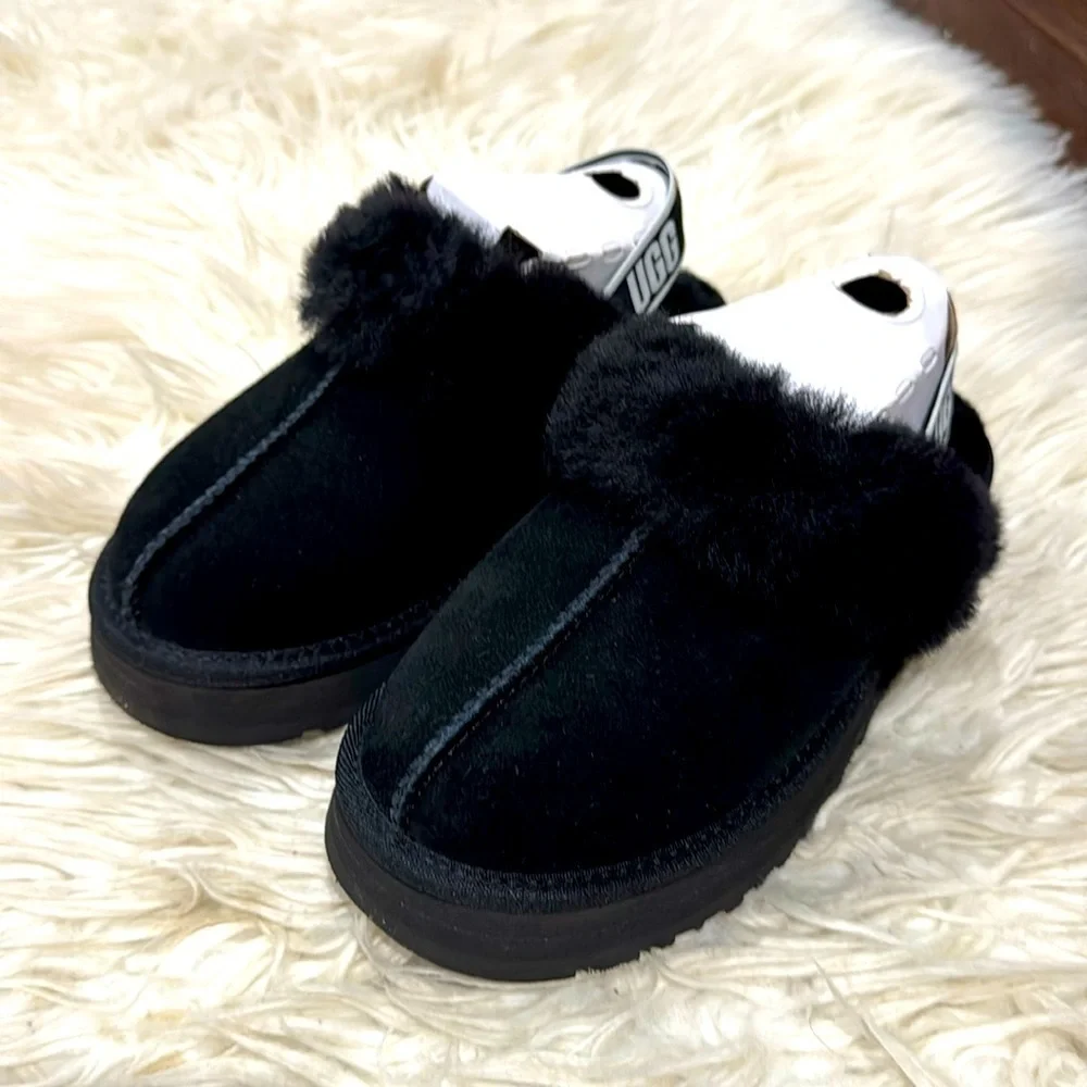 Stylish UGG Slipper With Backstrap